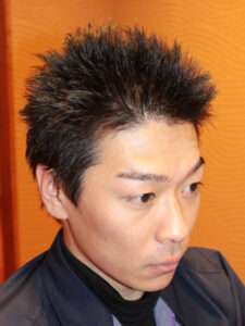 洗練黒髪ショート