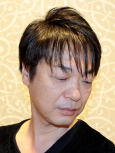 上品さ溢れるモード系ヘア