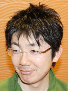 コンパクトなスイングショート